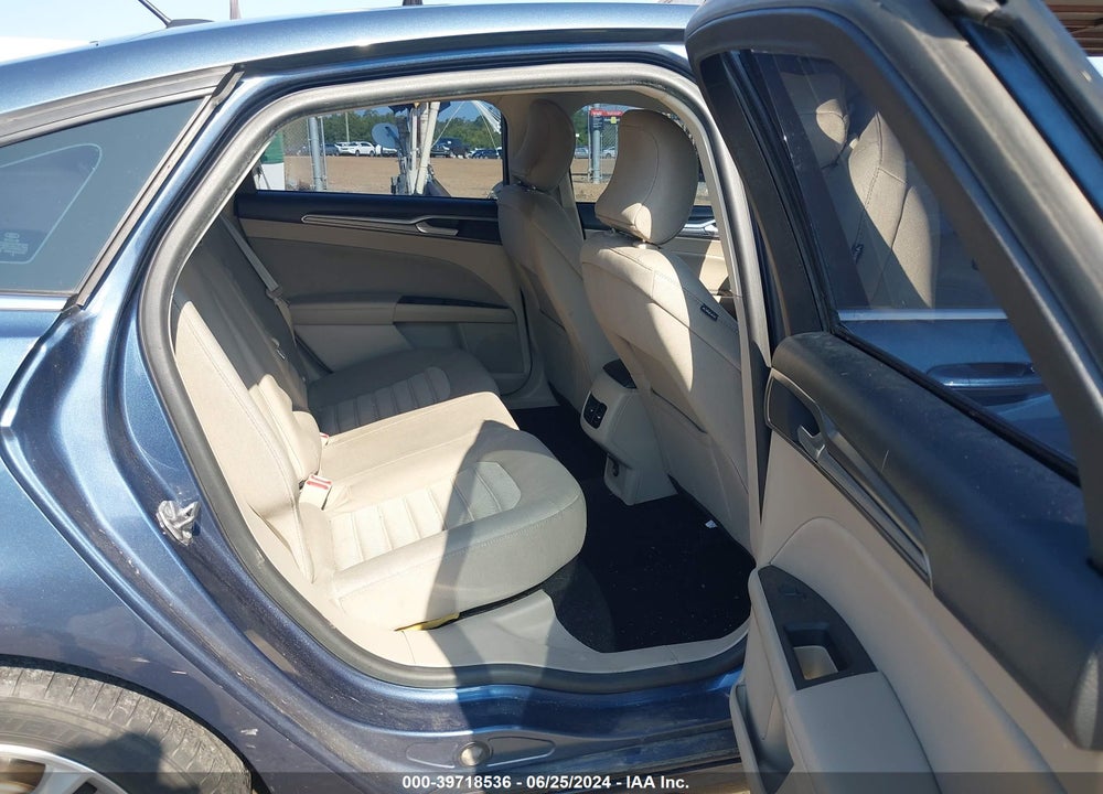 2018 FORD FUSION SE VIN: 3FA6P0HD6JR113021