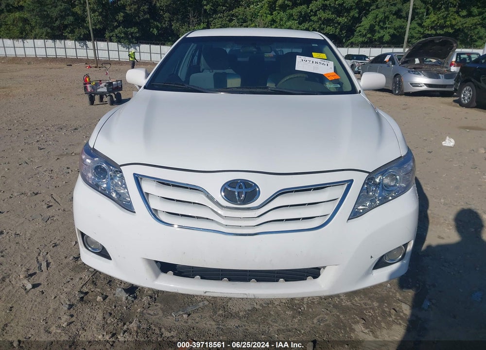 2011 TOYOTA CAMRY LE VIN: 4T1BF3EK1BU689380