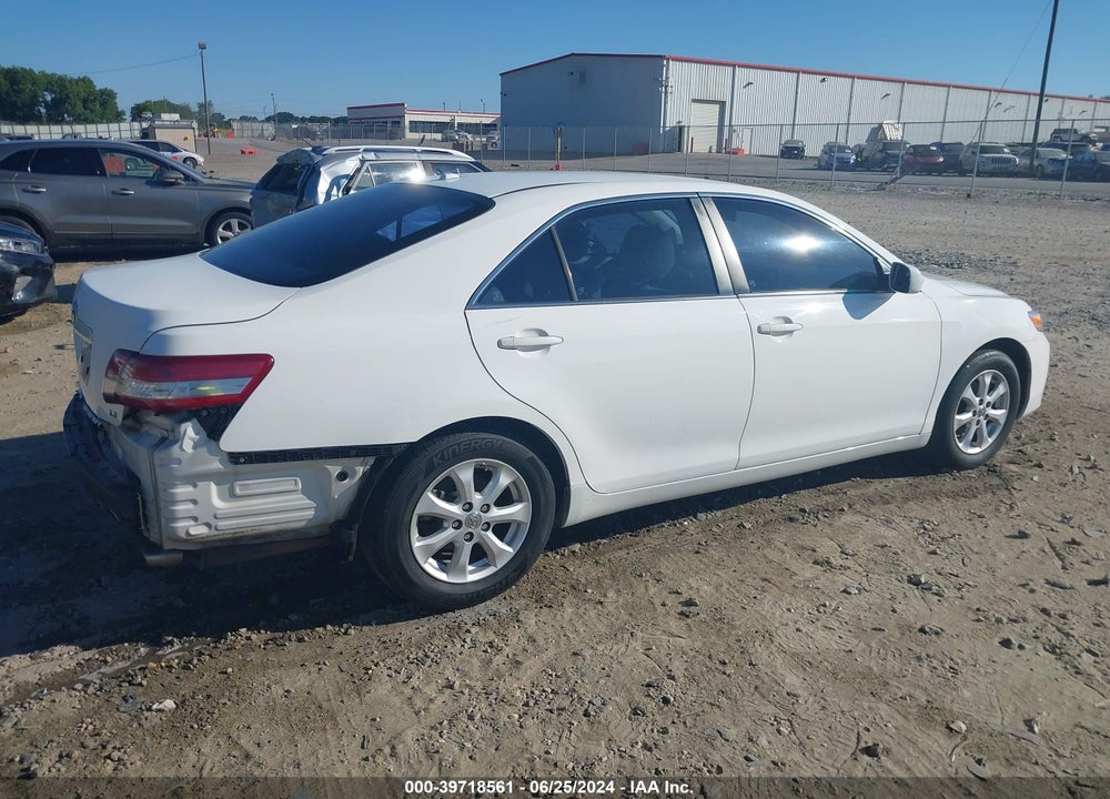 2011 TOYOTA CAMRY LE VIN: 4T1BF3EK1BU689380