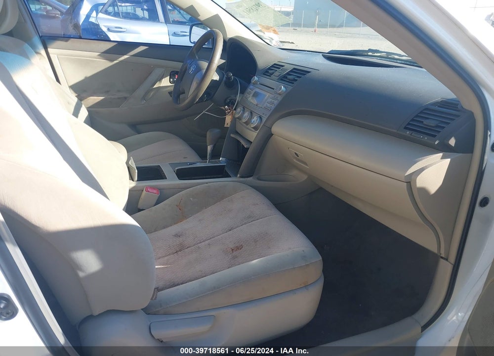 2011 TOYOTA CAMRY LE VIN: 4T1BF3EK1BU689380