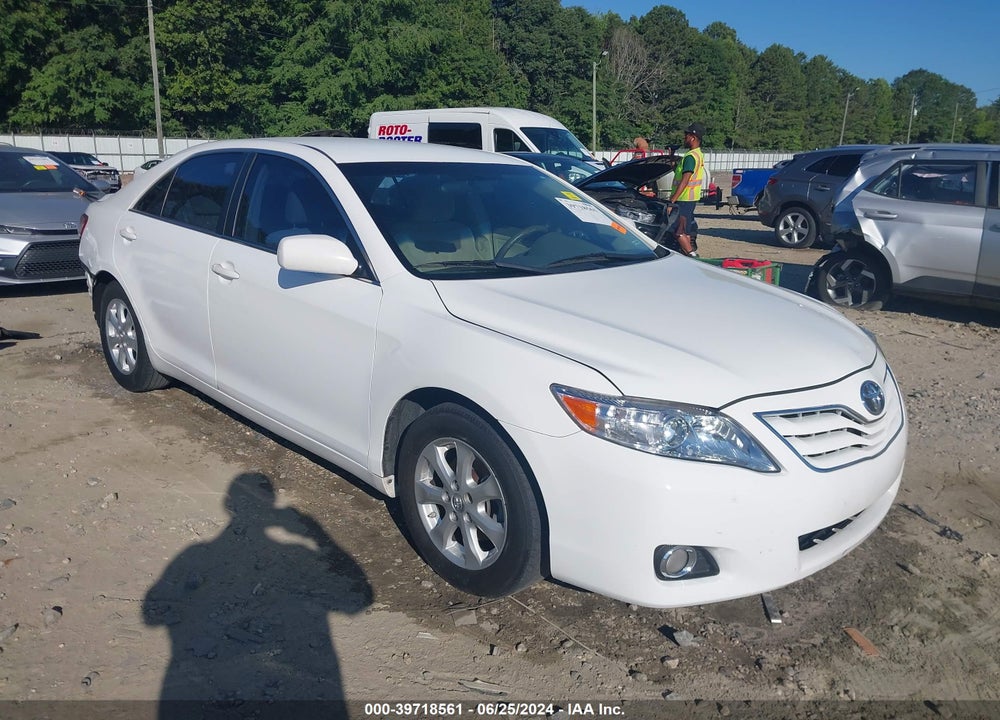 2011 TOYOTA CAMRY LE VIN: 4T1BF3EK1BU689380