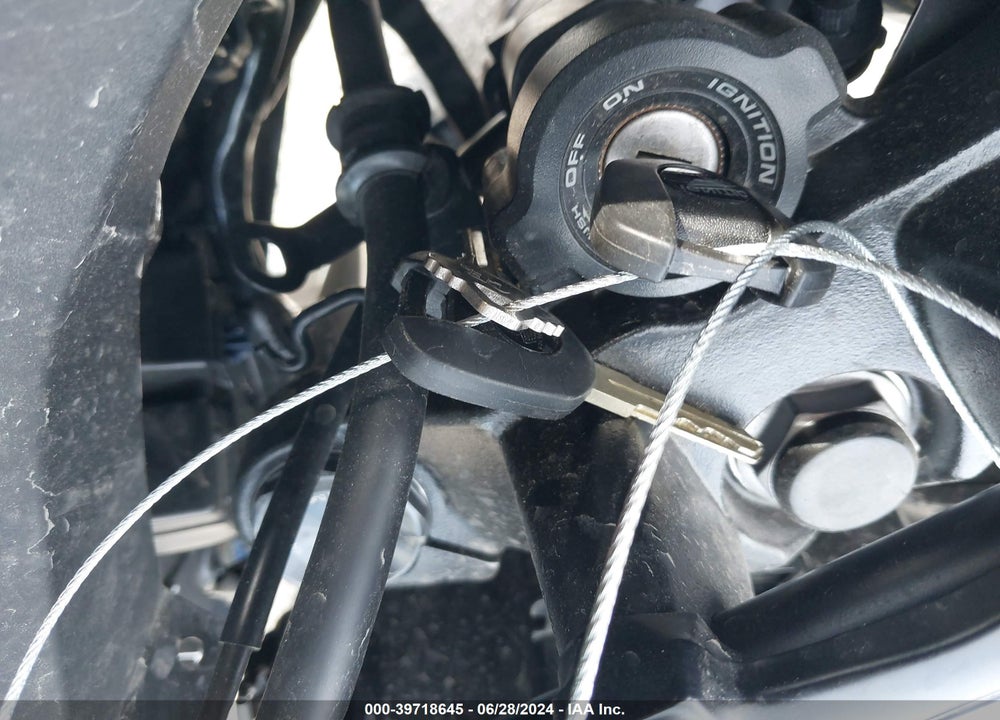 2023 HONDA NC750 XD VIN: JH2RH091XPK200689