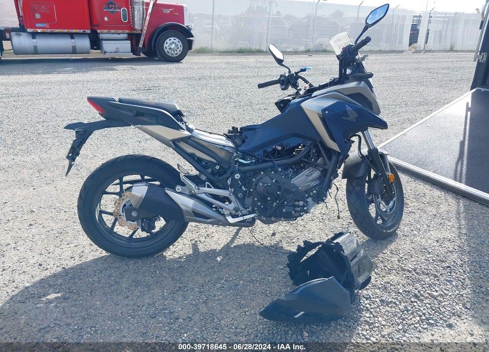 2023 HONDA NC750 XD VIN: JH2RH091XPK200689
