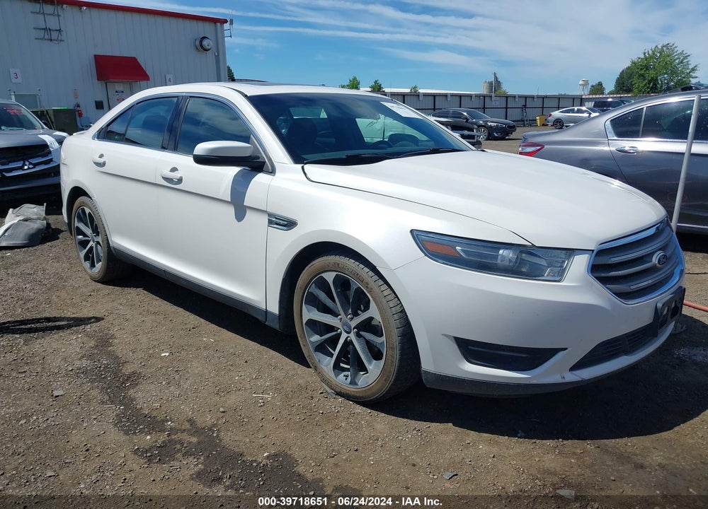 2015 FORD TAURUS SEL VIN: 1FAHP2E83FG120955