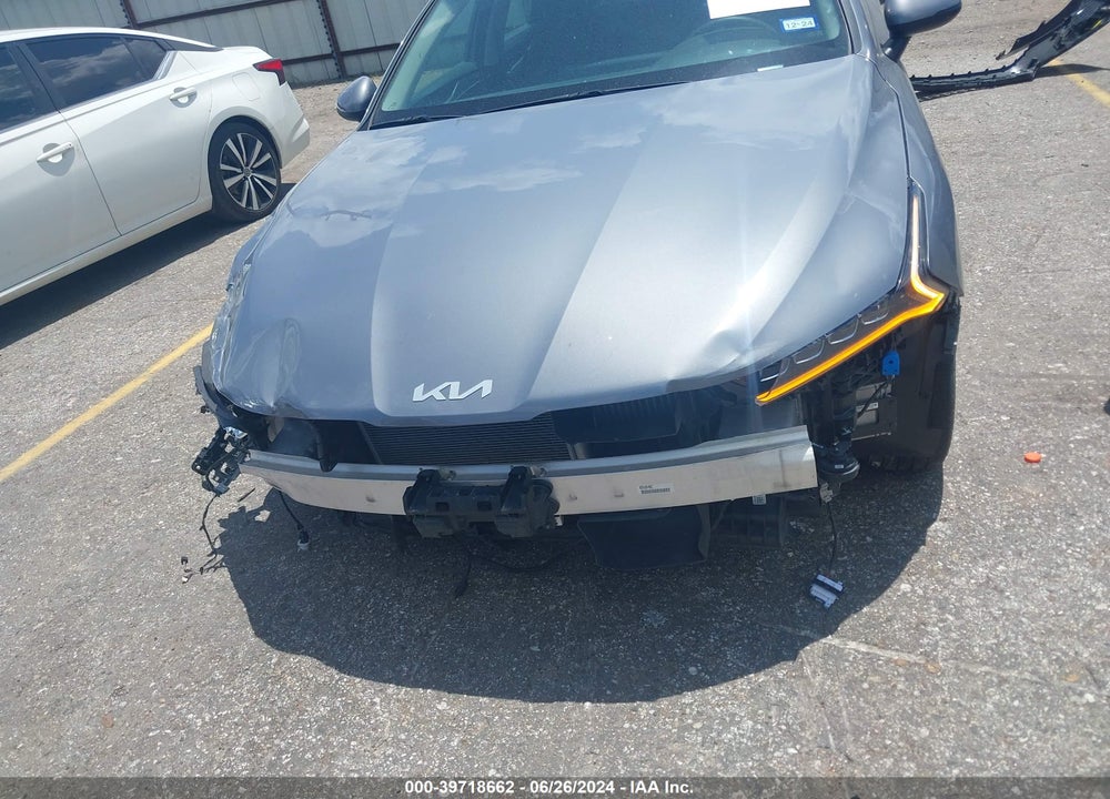 2022 KIA K5 LXS VIN: 5XXG14J26NG132091