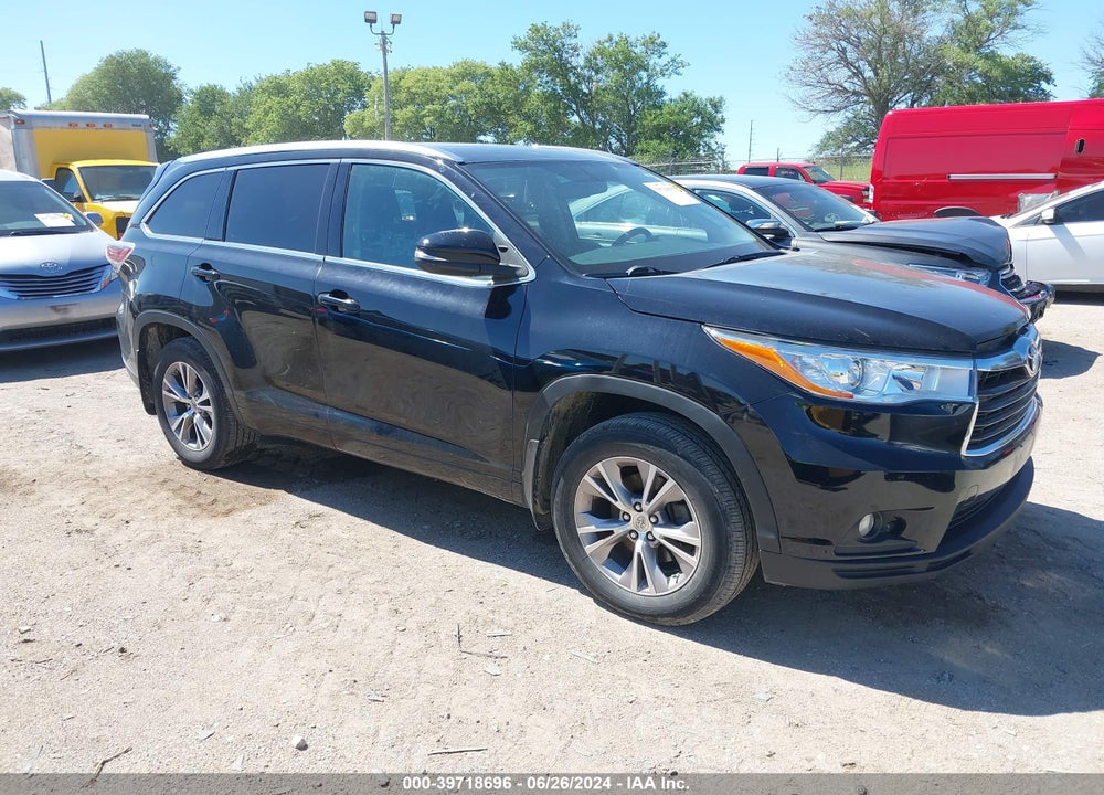 2015 TOYOTA HIGHLANDER XLE V6 VIN: 5TDJKRFH5FS092809