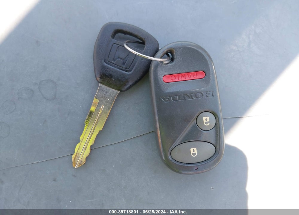 2002 HONDA CIVIC EX VIN: 1HGEM22932L063548