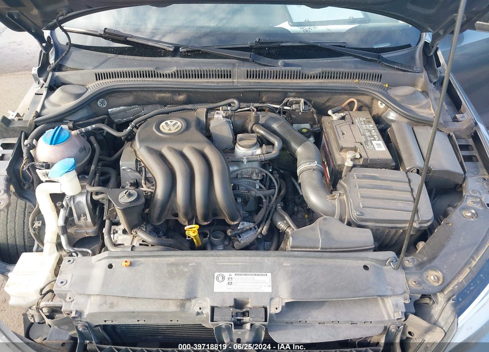2011 VOLKSWAGEN JETTA 2.0L S VIN: 3VW2K7AJ5BM097597