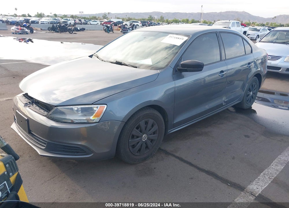 2011 VOLKSWAGEN JETTA 2.0L S VIN: 3VW2K7AJ5BM097597