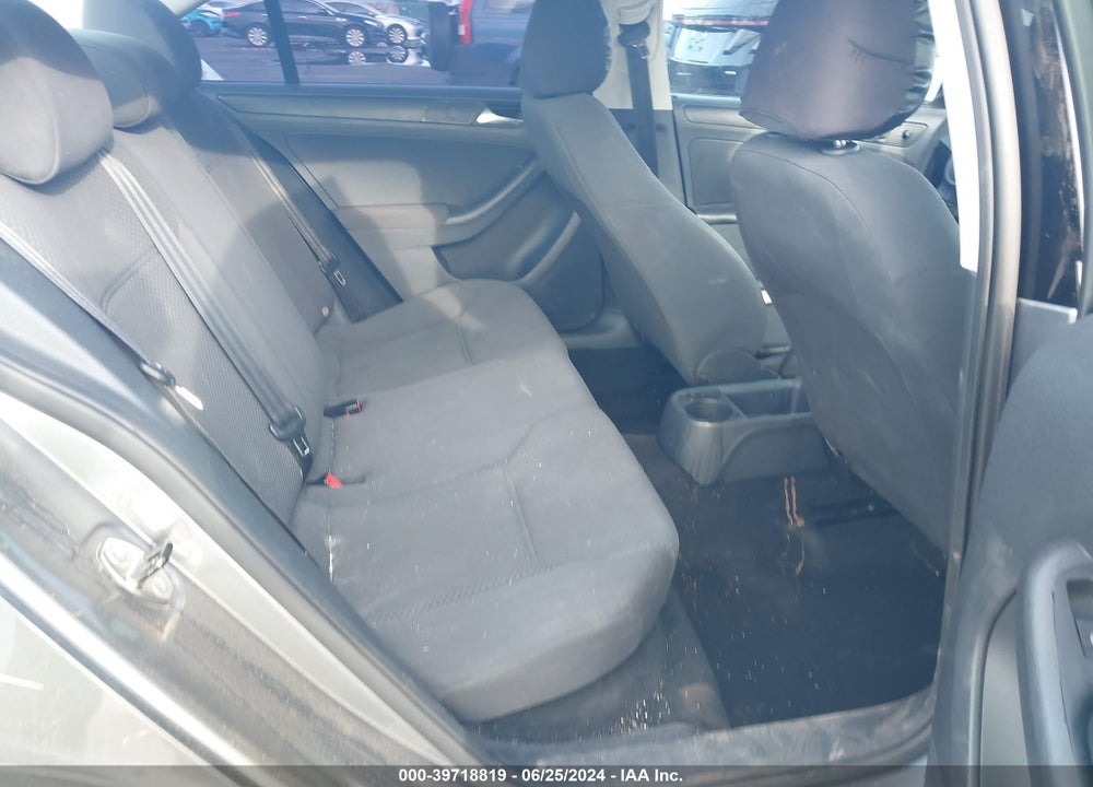 2011 VOLKSWAGEN JETTA 2.0L S VIN: 3VW2K7AJ5BM097597