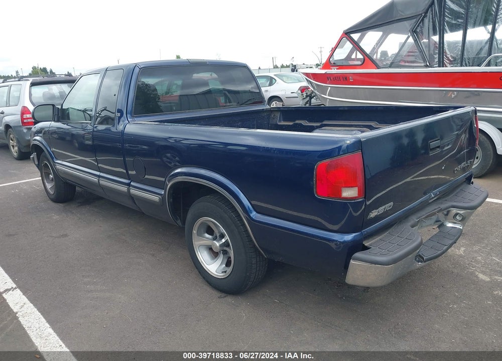 2001 CHEVROLET S-10 LS VIN: 1GCCS19WX18193328