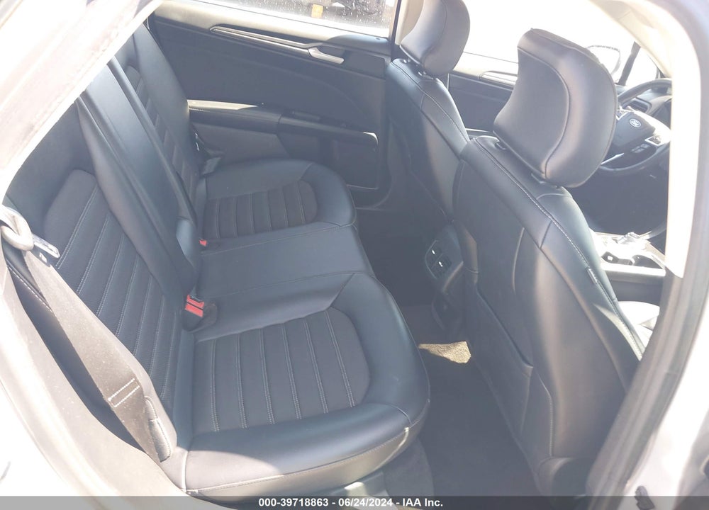 2018 FORD FUSION SE VIN: 3FA6P0HD7JR161658