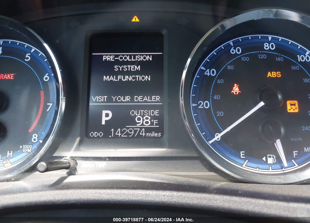 2017 TOYOTA COROLLA LE VIN: 2T1BURHE9HC788960