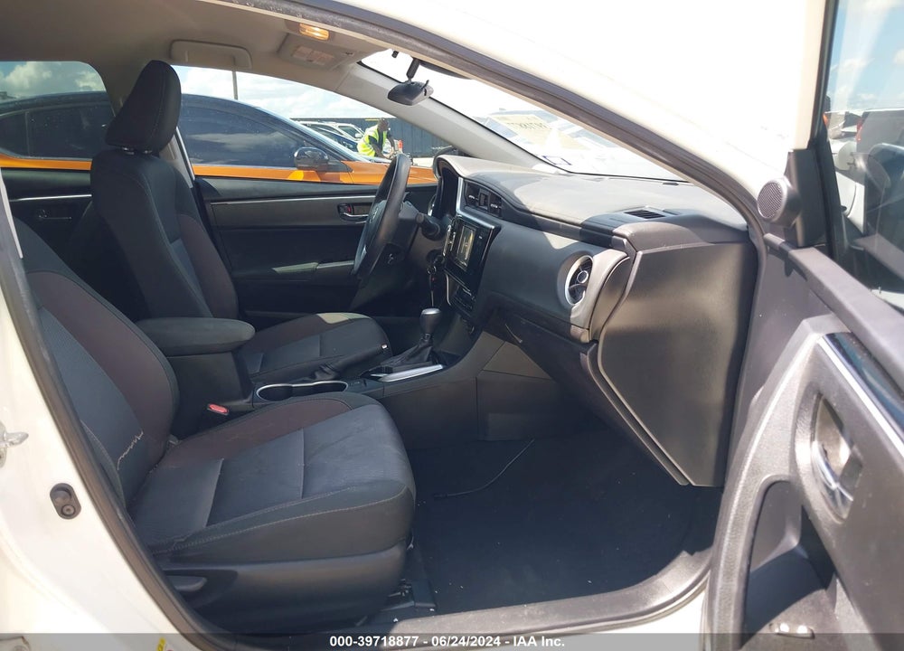 2017 TOYOTA COROLLA LE VIN: 2T1BURHE9HC788960