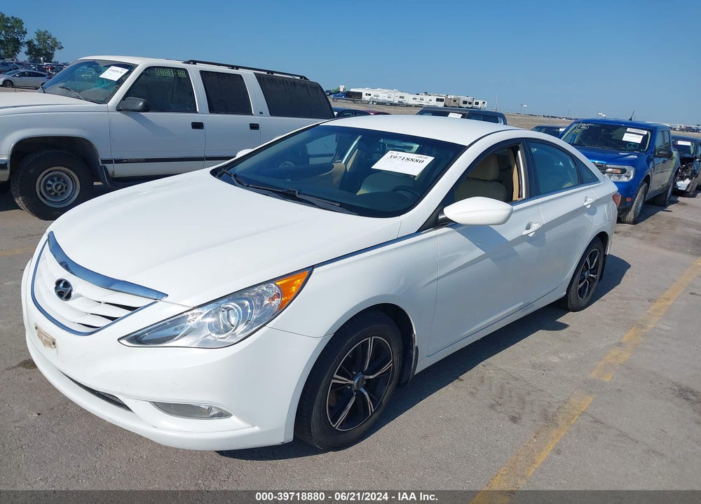 2013 HYUNDAI SONATA GLS VIN: 5NPEB4AC1DH520412