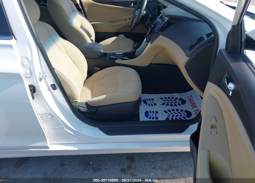 2013 HYUNDAI SONATA GLS VIN: 5NPEB4AC1DH520412