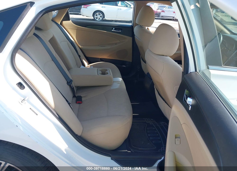 2013 HYUNDAI SONATA GLS VIN: 5NPEB4AC1DH520412