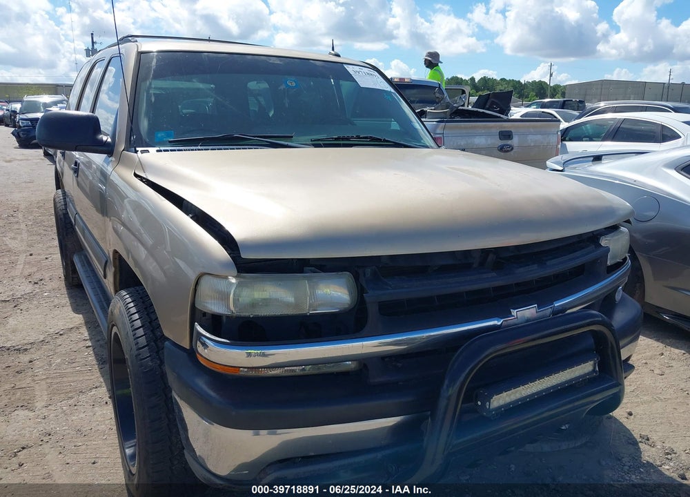 2005 CHEVROLET TAHOE LS VIN: 1GNEC13V75R243860