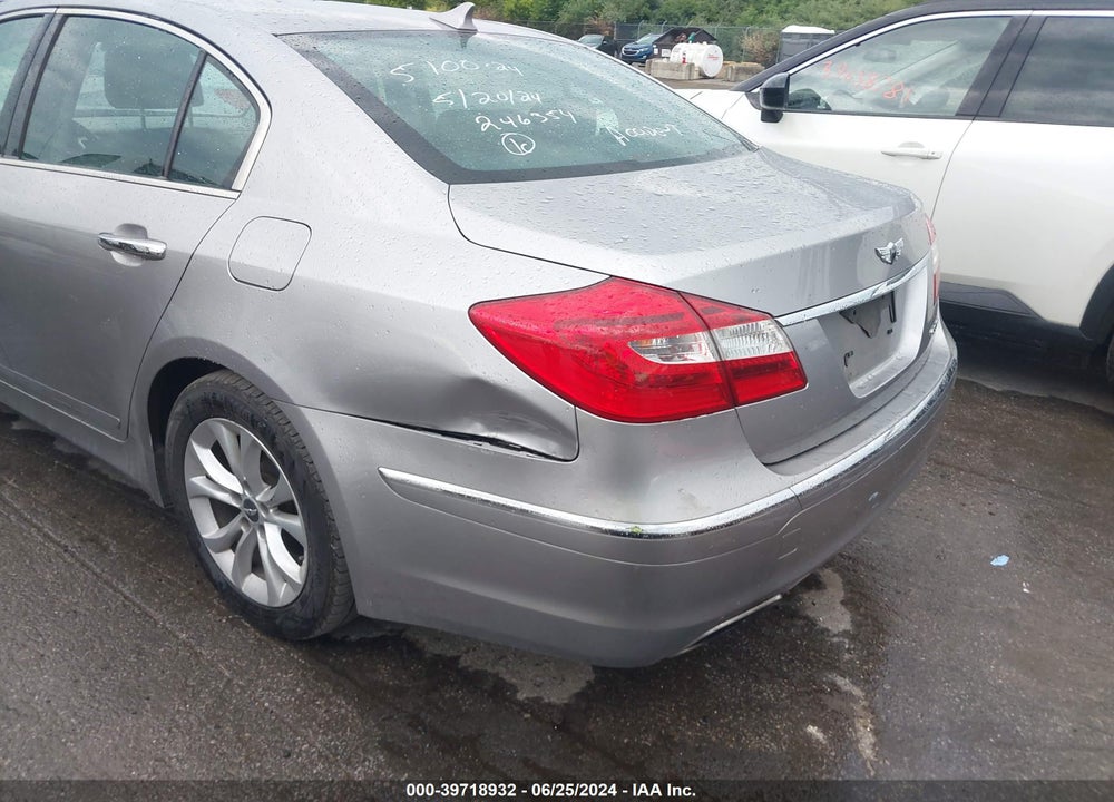 2013 HYUNDAI GENESIS 3.8 VIN: KMHGC4DD7DU246354
