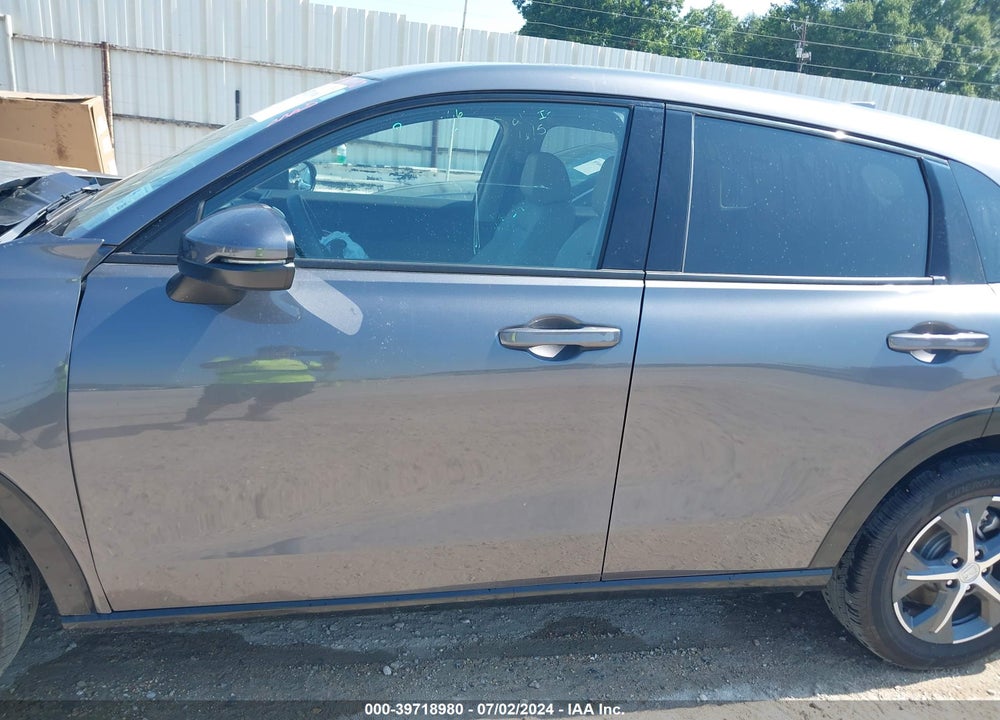 2024 HONDA HR-V 2WD EX-L/2WD EX-L W/O BSI VIN: 3CZRZ1H76RM738684