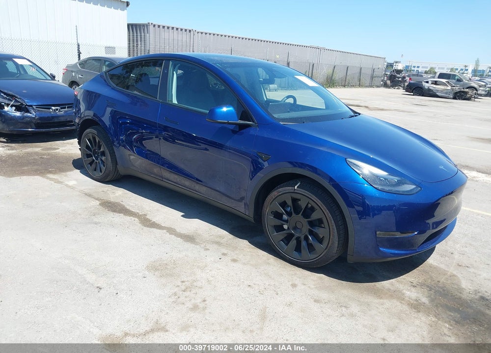 2024 TESLA MODEL Y LONG RANGE DUAL MOTOR ALL-WHEEL DRIVE VIN: 7SAYGDEEXRA223123