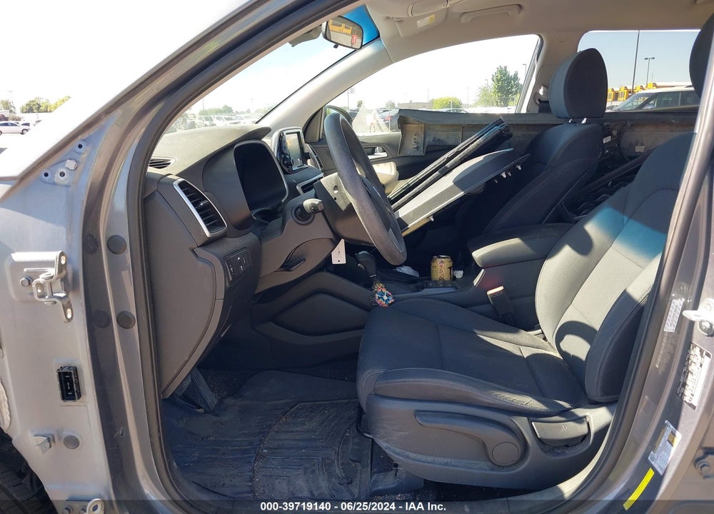 2021 HYUNDAI TUCSON SE VIN: KM8J2CA45MU300368