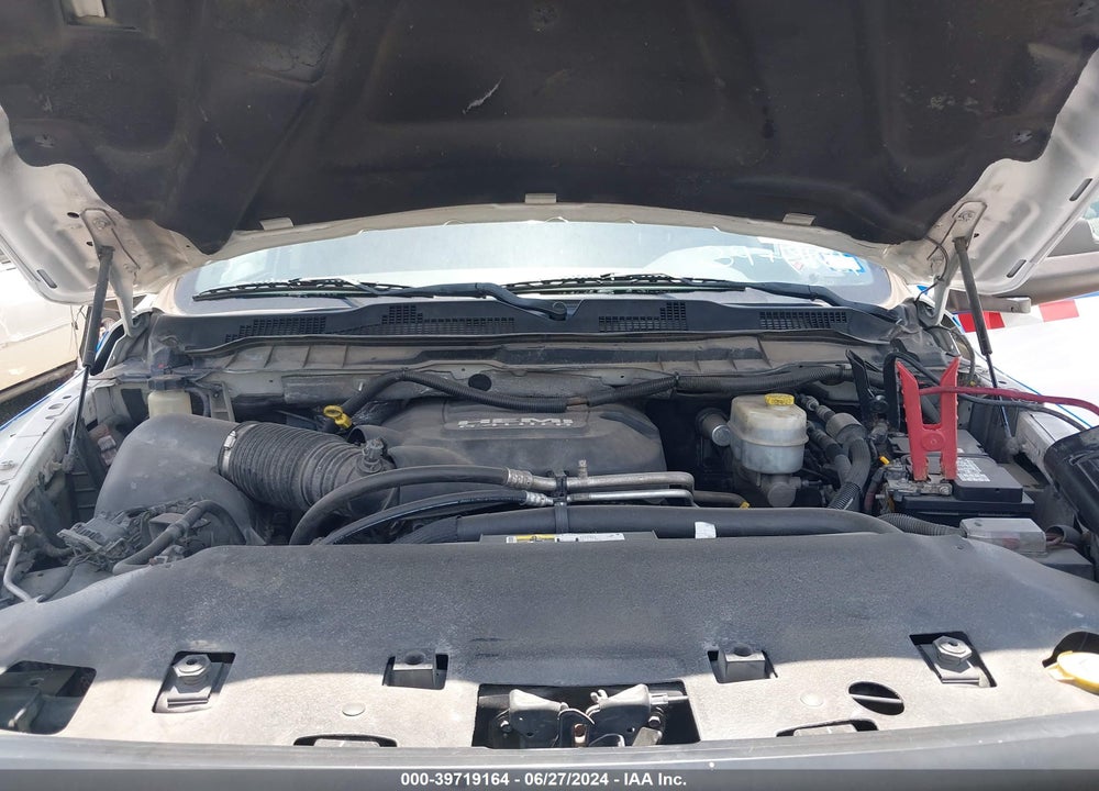 2018 RAM 2500 TRADESMAN 4X2 8' BOX VIN: 3C6UR4HJ7JG274618