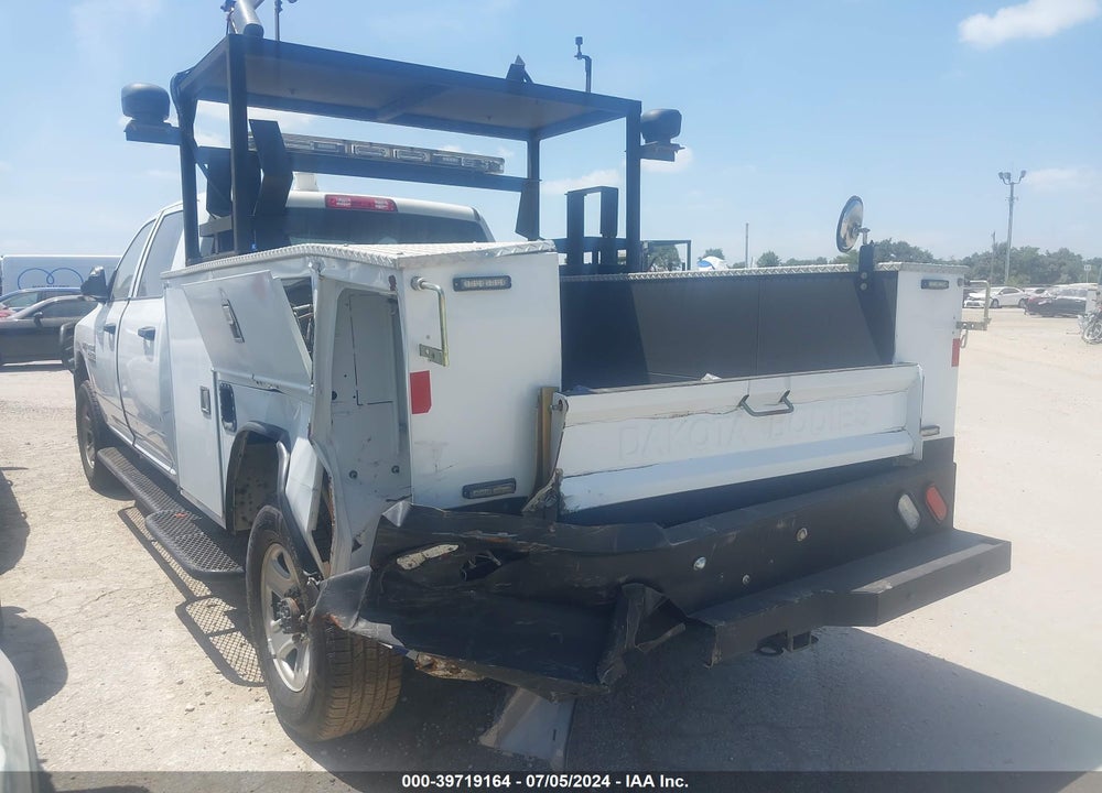 2018 RAM 2500 TRADESMAN 4X2 8' BOX VIN: 3C6UR4HJ7JG274618