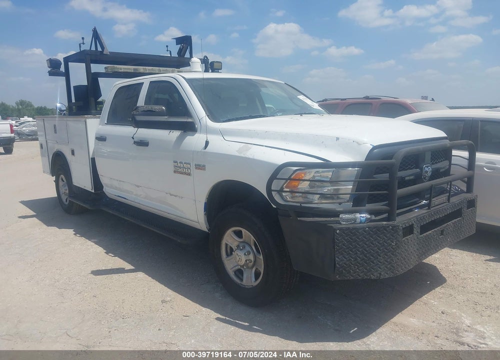 2018 RAM 2500 TRADESMAN 4X2 8' BOX VIN: 3C6UR4HJ7JG274618