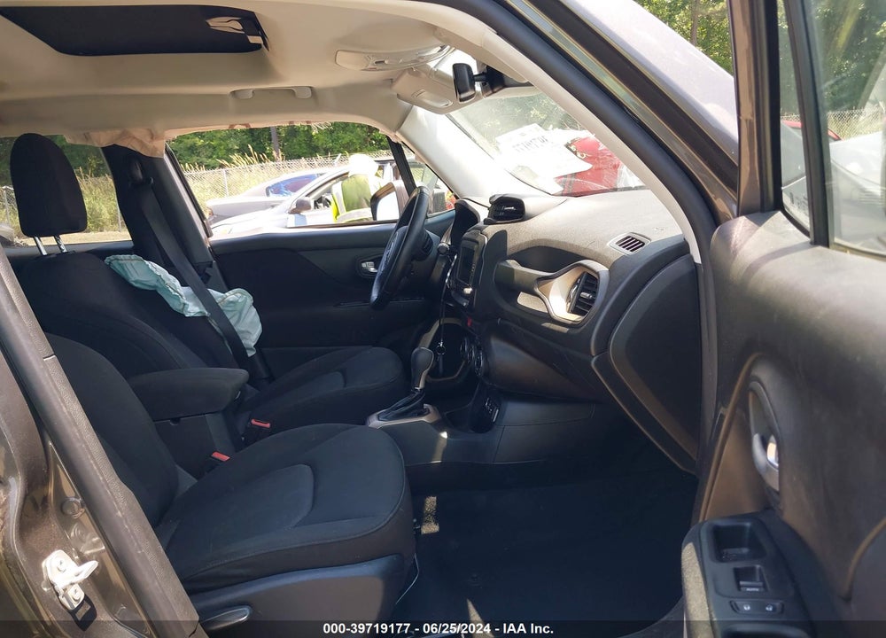 2016 JEEP RENEGADE LATITUDE VIN: ZACCJABT1GPE14531