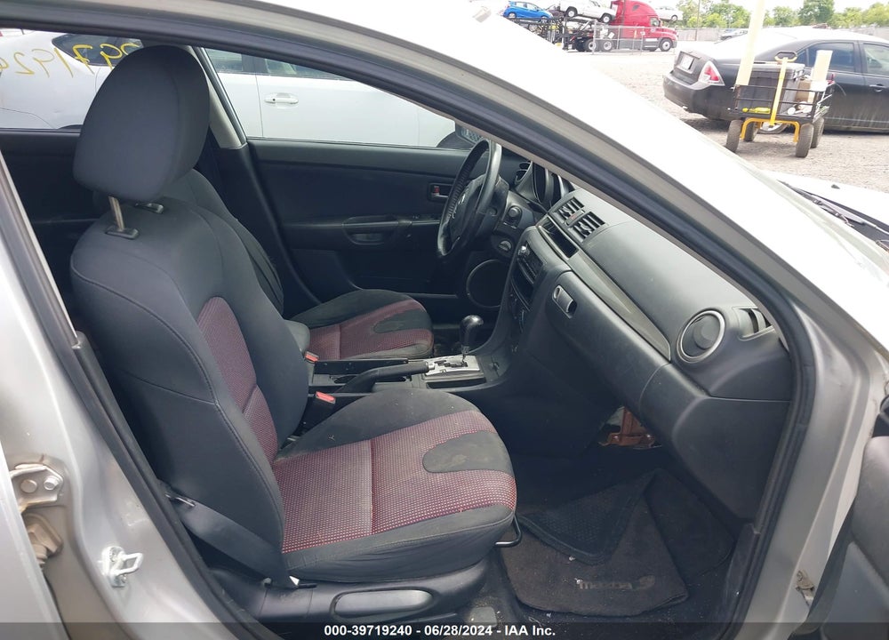2006 MAZDA 3 S VIN: JM1BK143661519473