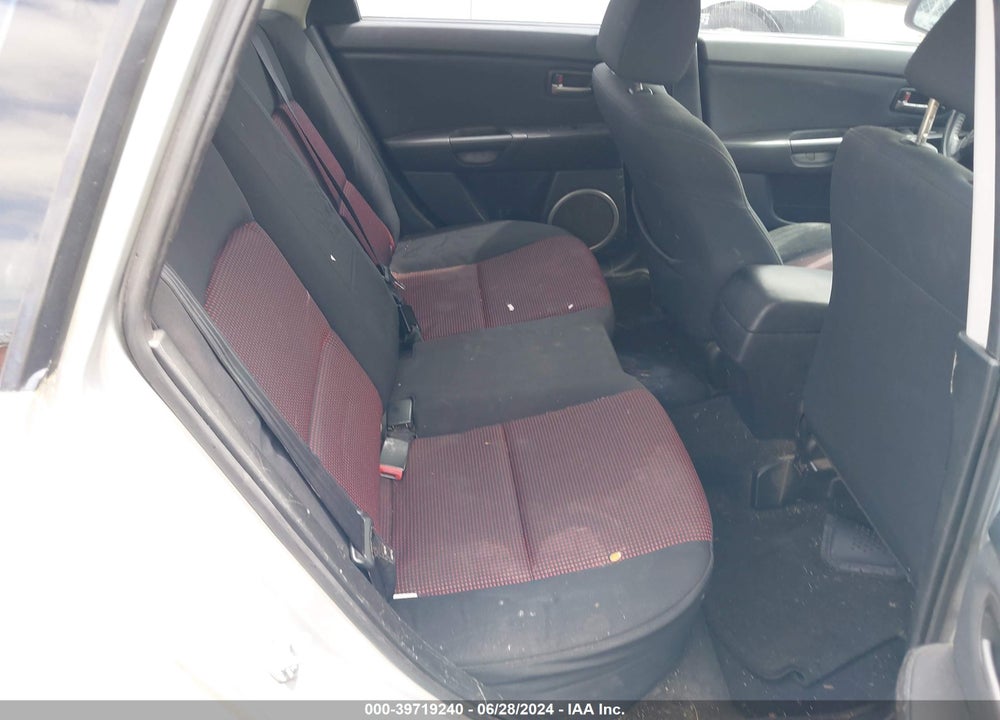 2006 MAZDA 3 S VIN: JM1BK143661519473