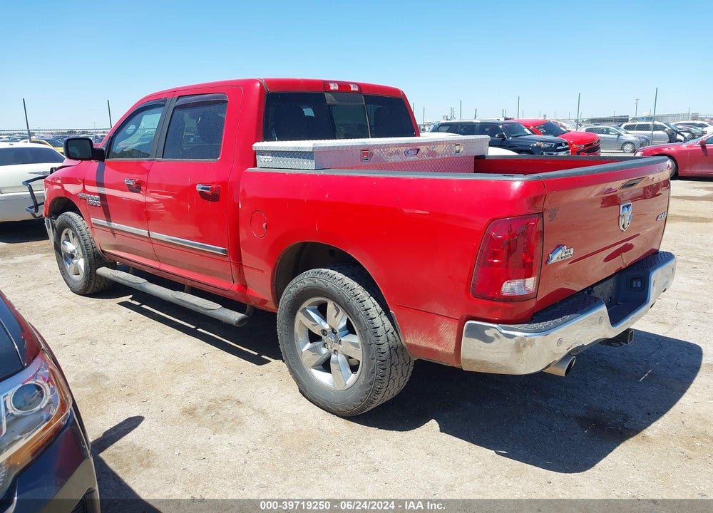 2017 RAM 1500 VIN: 3C6RR7LT8HG511837