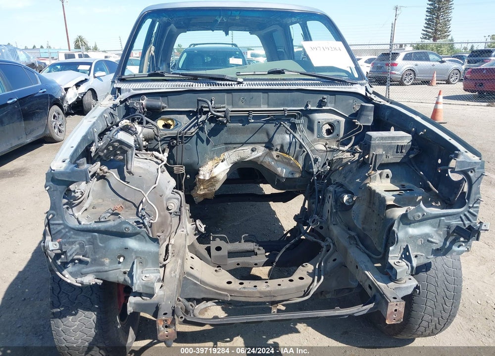 1998 TOYOTA 4RUNNER SR5 V6 LIMITED VIN: JT3GN87R7W0078775