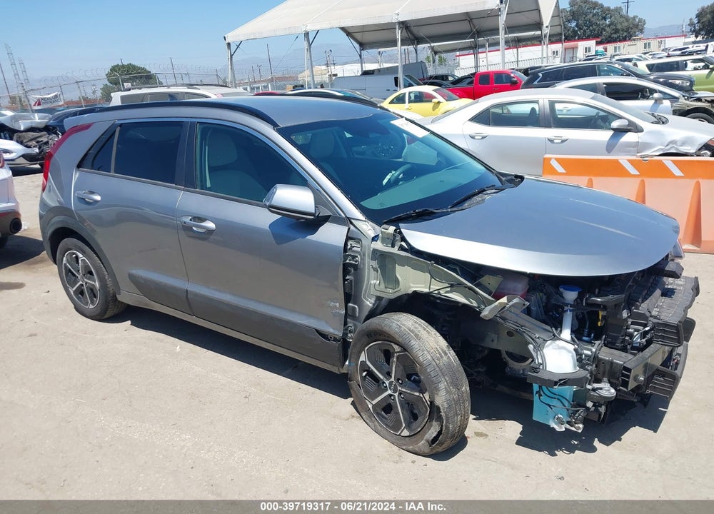 2023 KIA NIRO EX VIN: KNDCR3LE7P5070667