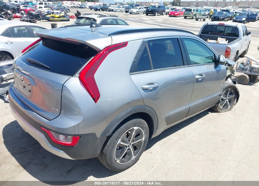 2023 KIA NIRO EX VIN: KNDCR3LE7P5070667