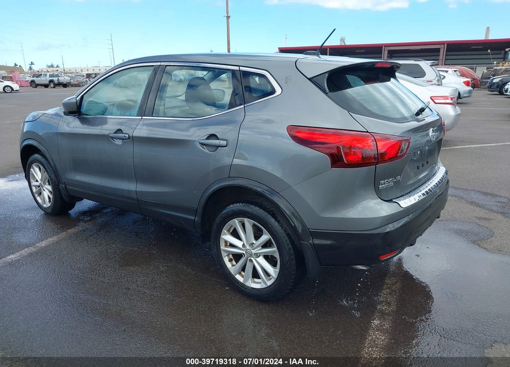 2018 NISSAN ROGUE SPORT S VIN: JN1BJ1CPXJW105022