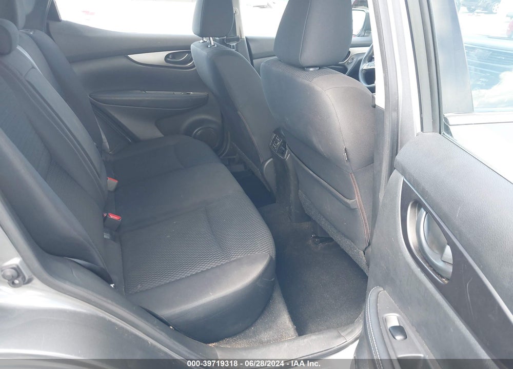 2018 NISSAN ROGUE SPORT S VIN: JN1BJ1CPXJW105022