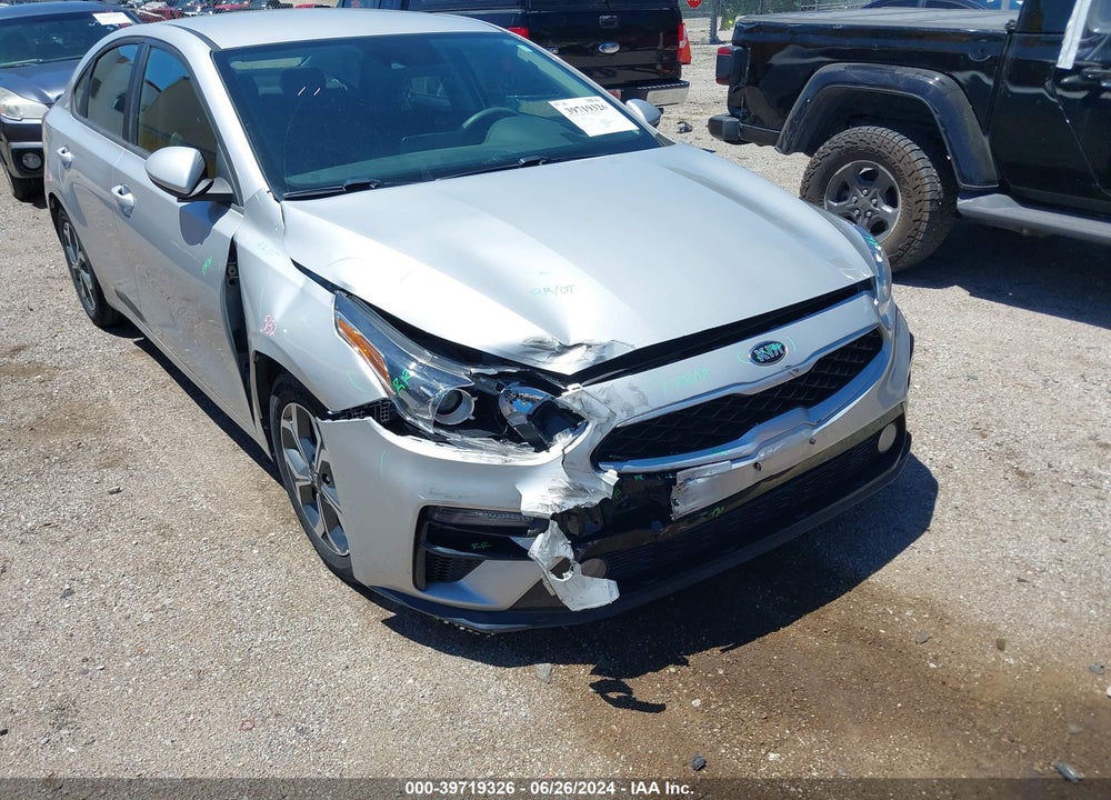 2021 KIA FORTE LXS VIN: 3KPF24AD7ME381162