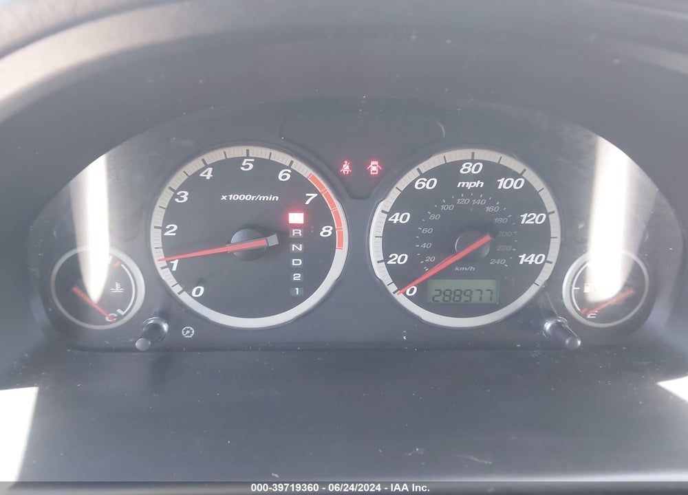 2006 HONDA CR-V LX VIN: JHLRD68526C013924
