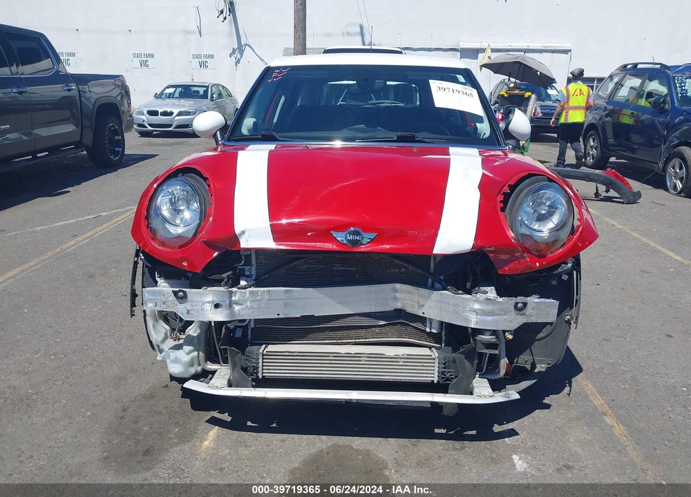 2015 MINI HARDTOP COOPER VIN: WMWXS5C51FT828897