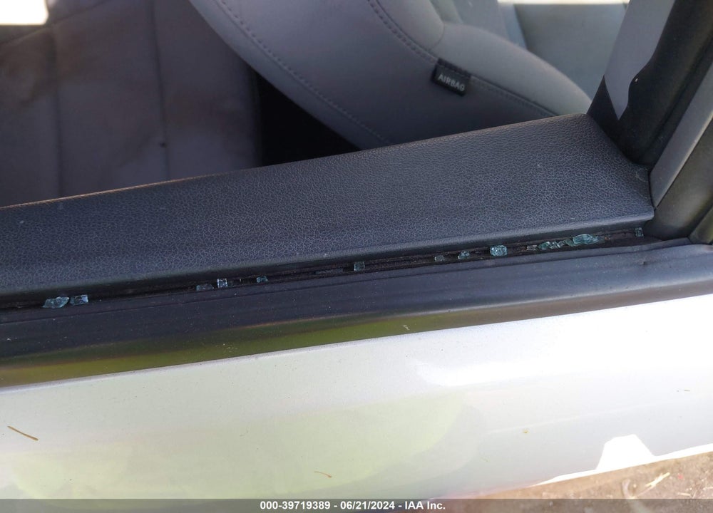 2017 HYUNDAI ELANTRA SE VIN: KMHD74LF8HU084234