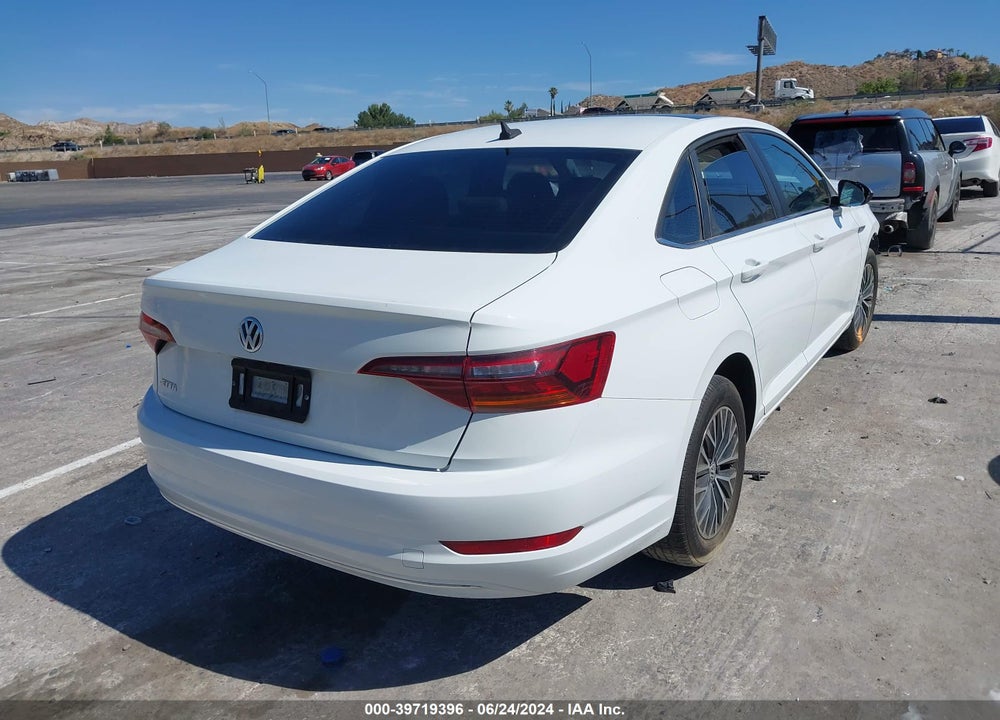 2019 VOLKSWAGEN JETTA 1.4T SEL VIN: 3VWE57BU4KM004565