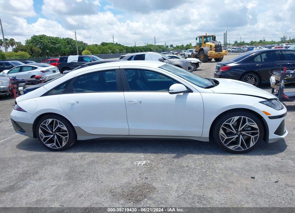 2023 HYUNDAI IONIQ 6 SEL VIN: KMHM34AAXPA033577