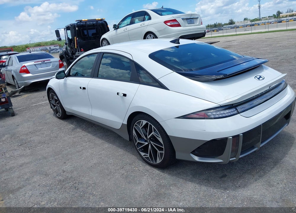 2023 HYUNDAI IONIQ 6 SEL VIN: KMHM34AAXPA033577