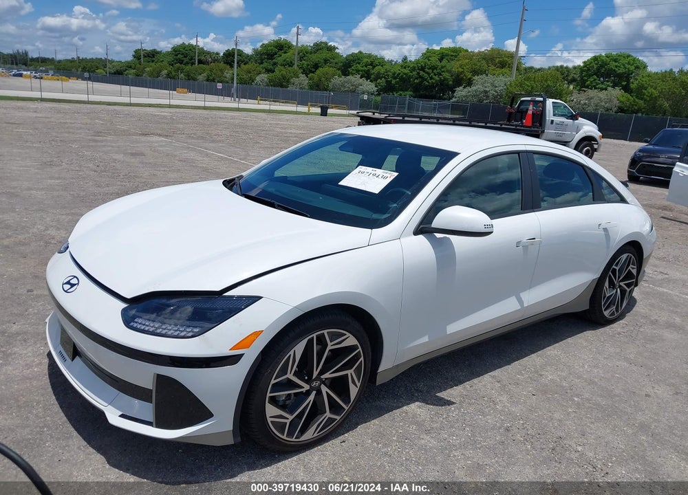 2023 HYUNDAI IONIQ 6 SEL VIN: KMHM34AAXPA033577