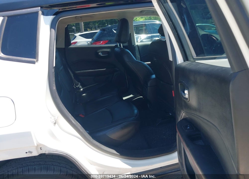 2019 JEEP COMPASS TRAILHAWK 4X4 VIN: 3C4NJDDB5KT811238