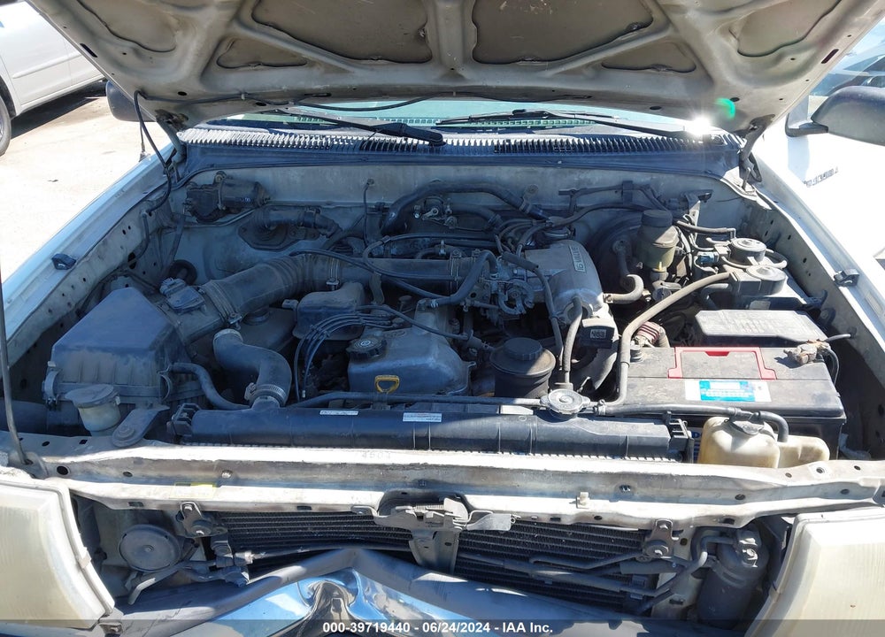 1998 TOYOTA TACOMA VIN: 4TAVL52N7WZ136984