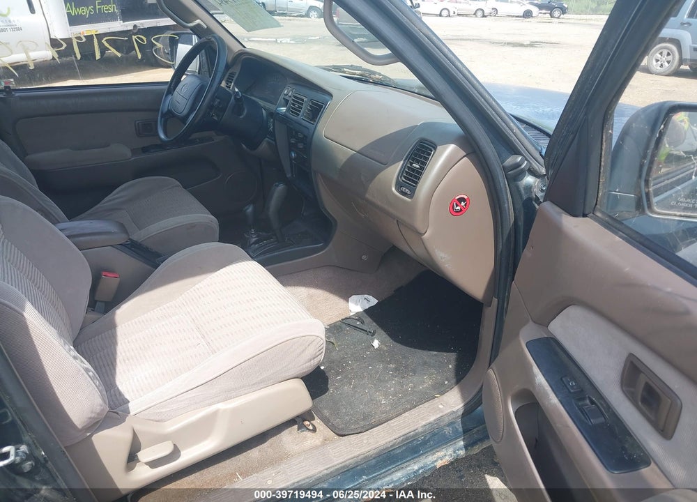 1996 TOYOTA 4RUNNER SR5 VIN: JT3HN86R0T0019276