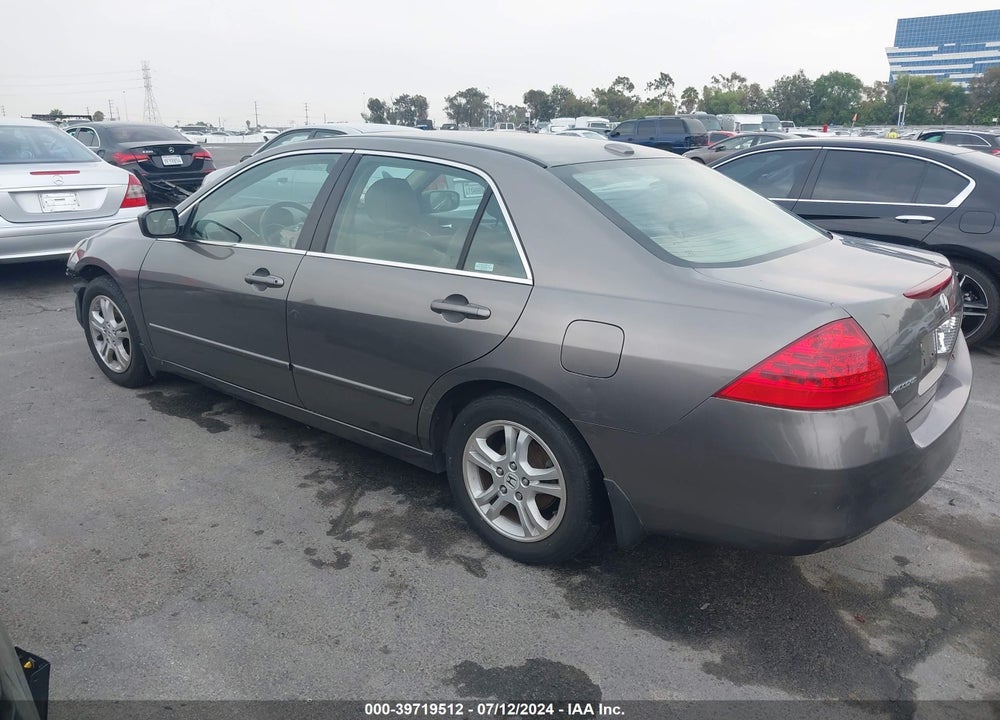 2007 HONDA ACCORD 2.4 EX VIN: 1HGCM56897A117710